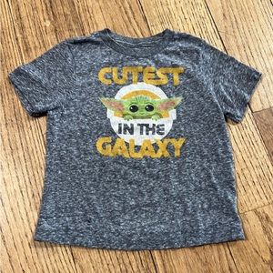 ❤️3/$20❤️ 3/4t baby yoda t-shirt